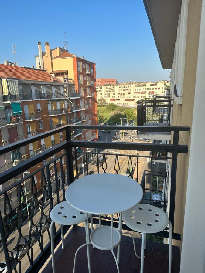 Bicocca Modern Apartment Milan Exterior photo
